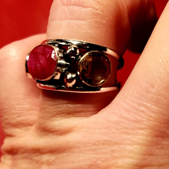 New Kashmir Ruby and Morganite Silver Ring. - Picture 8 of 8